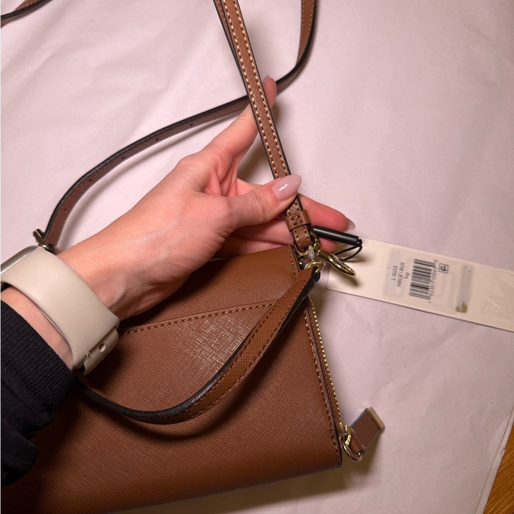 Calvin Klein Crossbody Bag - Picture 8 of 8